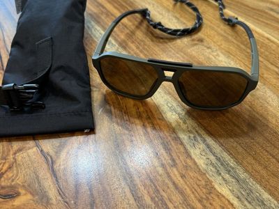 Smith Truss with chromapop polarized lenses