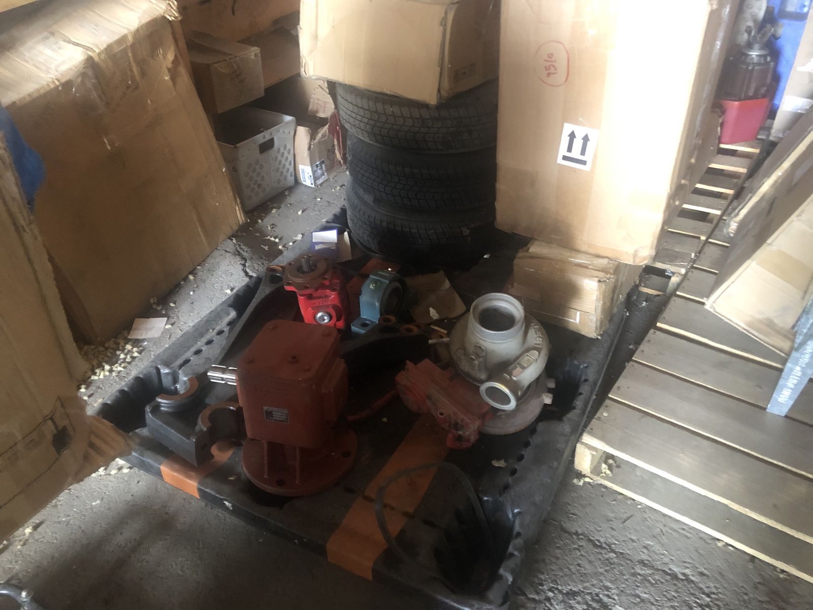 Main image 12