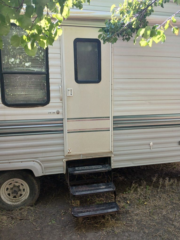 fith wheel trailer for sale