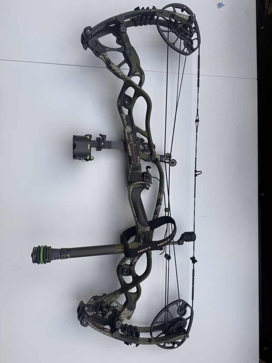 Hoyt Carbon RX-1