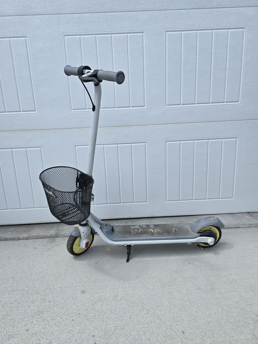 Kids Segway Ninebot Electric Scooter w/ Basket – Super Fun