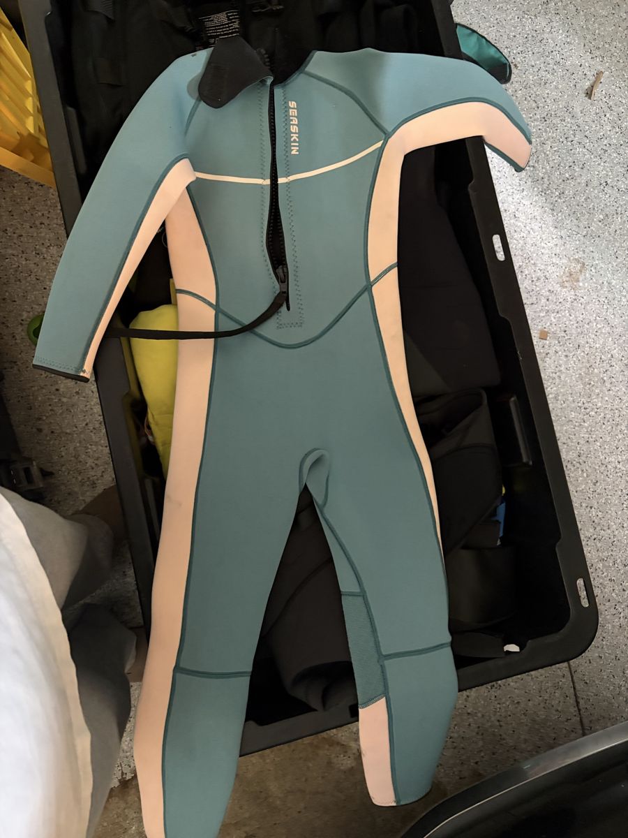 SEASKIN Full-Body Wetsuit - Teal & Peach, Size 10 - Excellent Condition for Water Sports