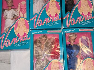 Vintage Lot of 5 Boxed VANNA WHITE Limited Edition Dolls W/ Outfits ALL FOR $75