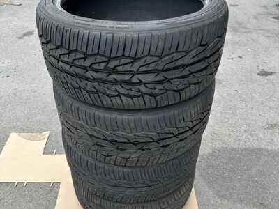 Staggered Toyo Tires 245/40R20 275/35R20