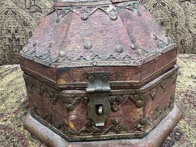 Vintage wooden box