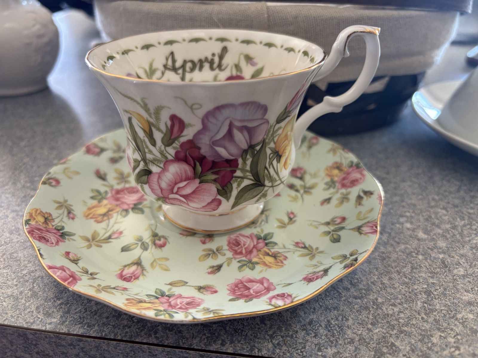 Royal Albert Bone China "April Sweet Pea" Flower of the Month Series Teacup & Saucer Set