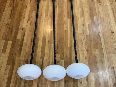 3 pendant lights