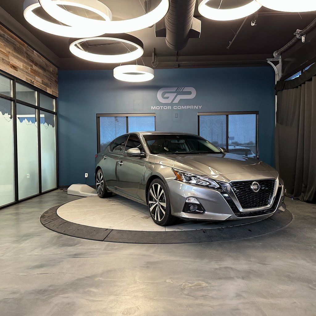 2020 Nissan Altima 2.5 Platinum