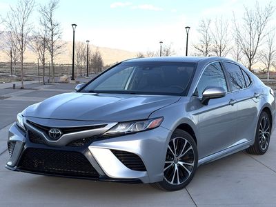 2020 TOYOTA CAMRY SE