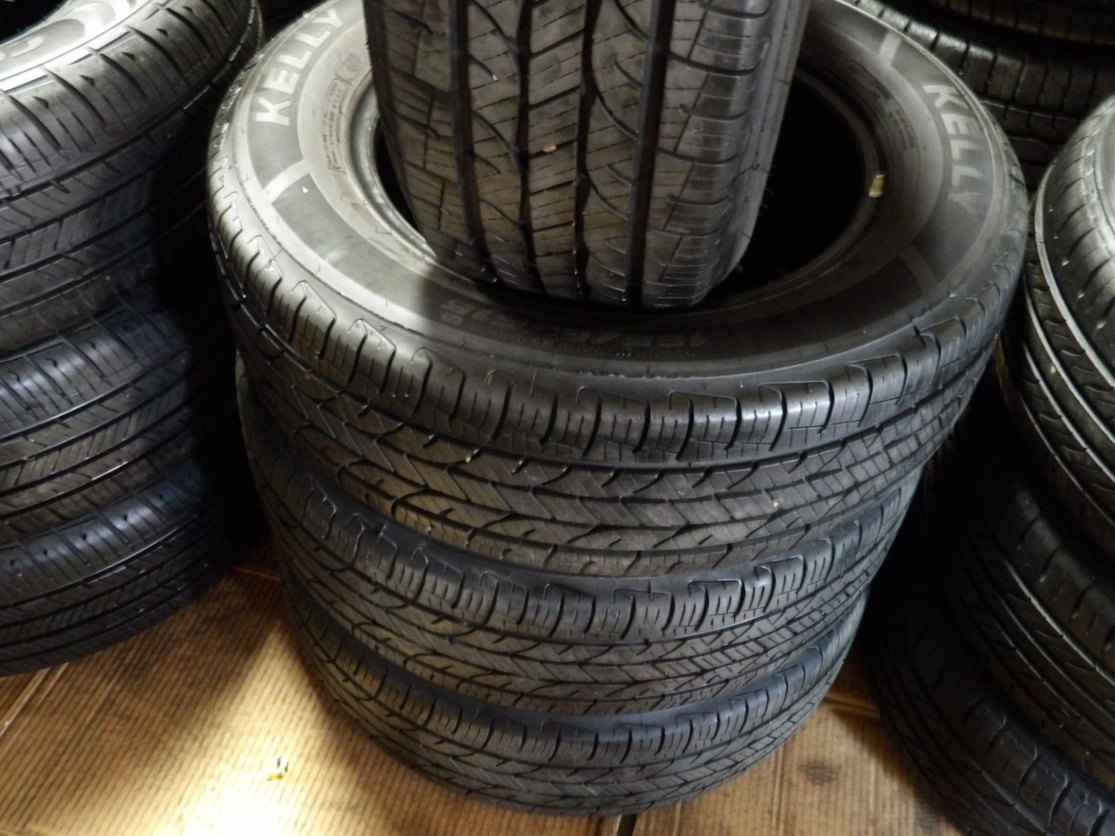 195/65R15 KELLY EDGE TOURING PLUS SET OF USED TIRES