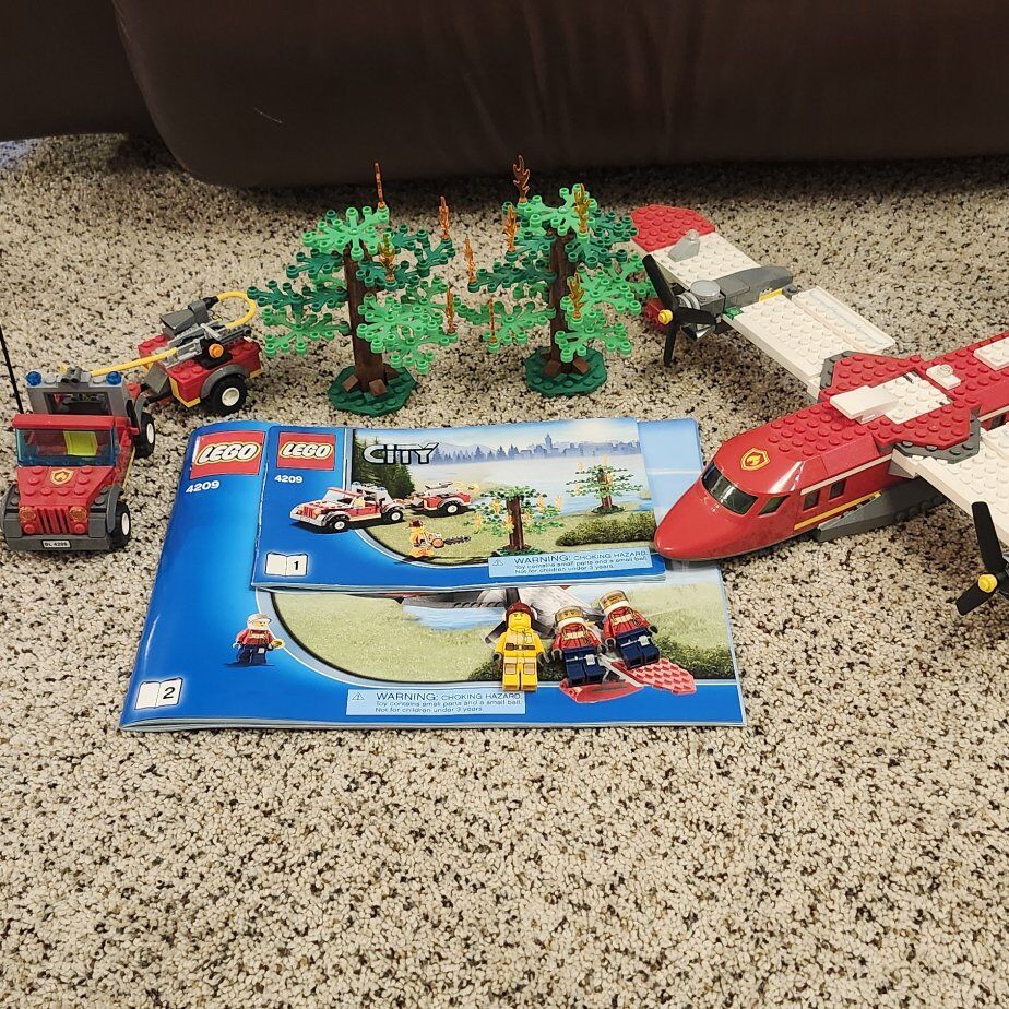 RETIRED COMPLETE LEGO City Fire Plane Set 4209