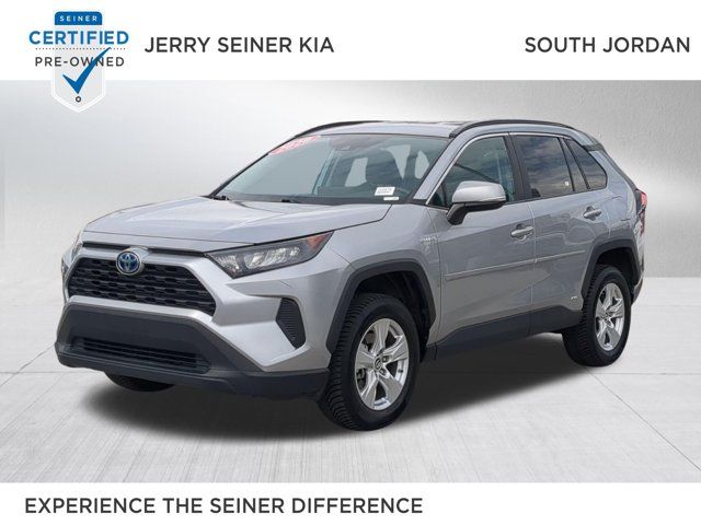 2020 Toyota RAV4 LE