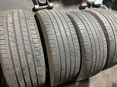 4 tires Michelin p236-55-19 good condition