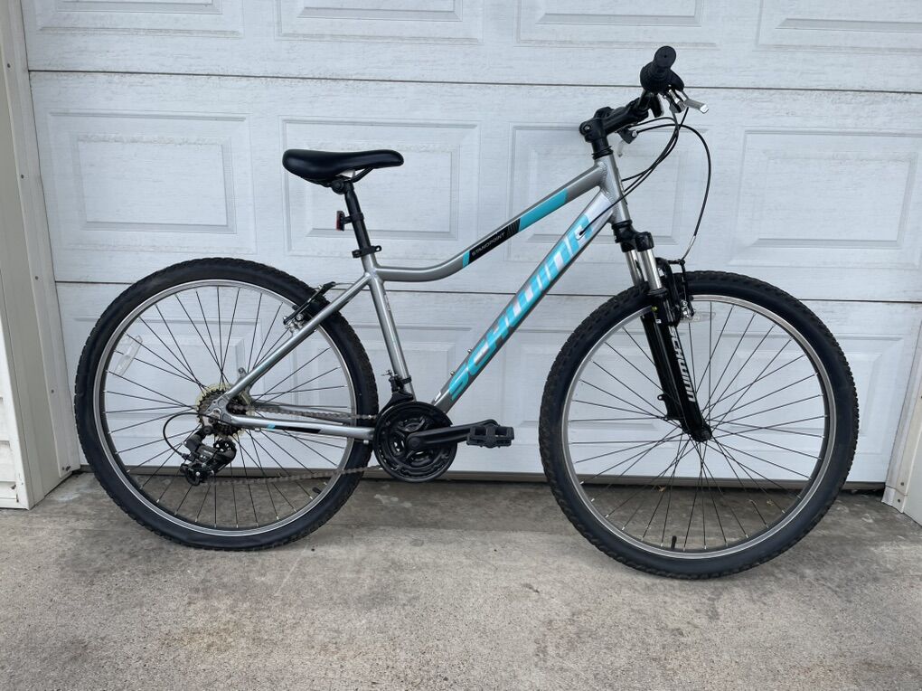 Women's Schwinn Mountain Bike