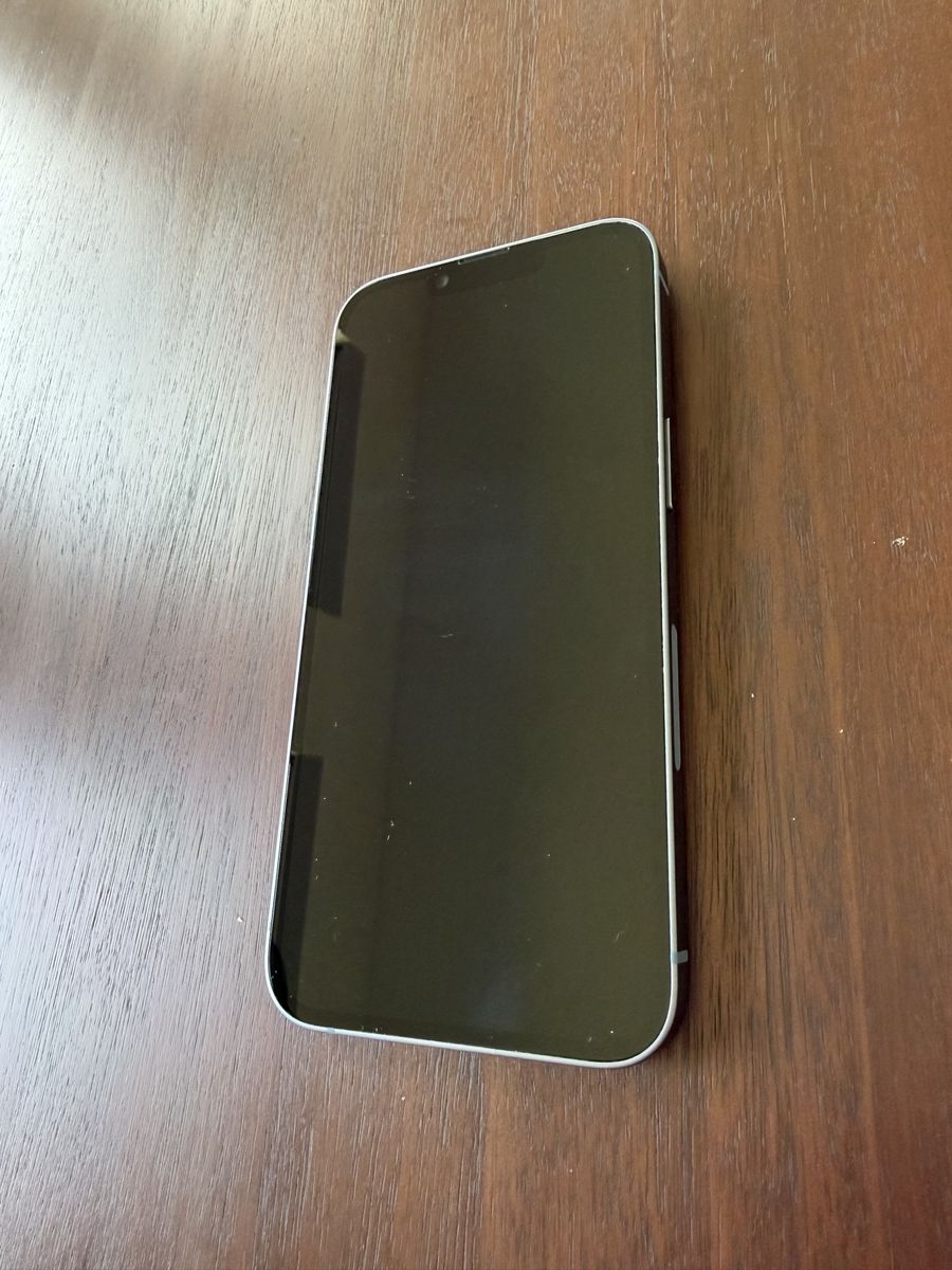 iPhone 14 - 128 GB Unlocked - Blue + Cases