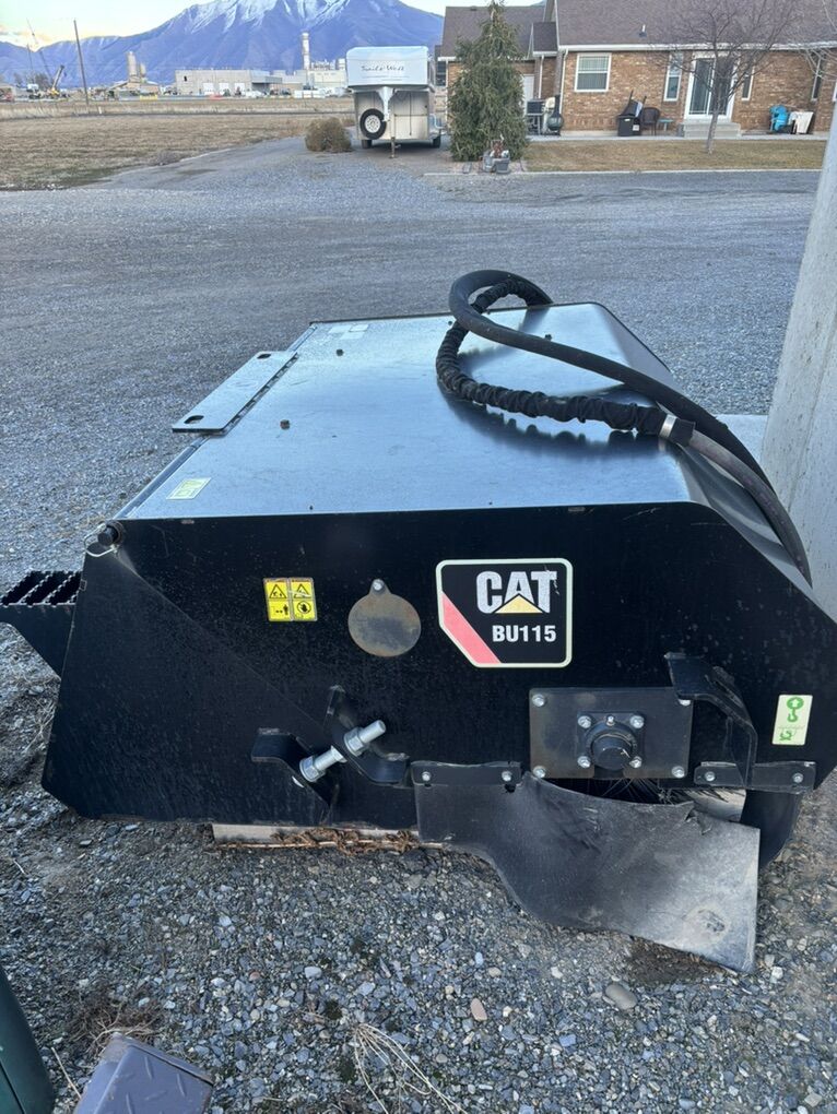 Skidsteer Broom