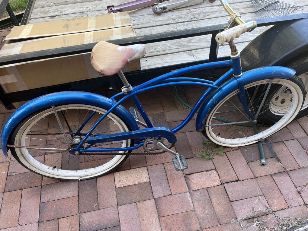 Early-1980s Schwinn Cruiser Bike