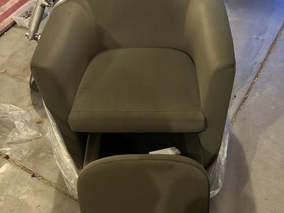 Colamy Accent Chair in Green