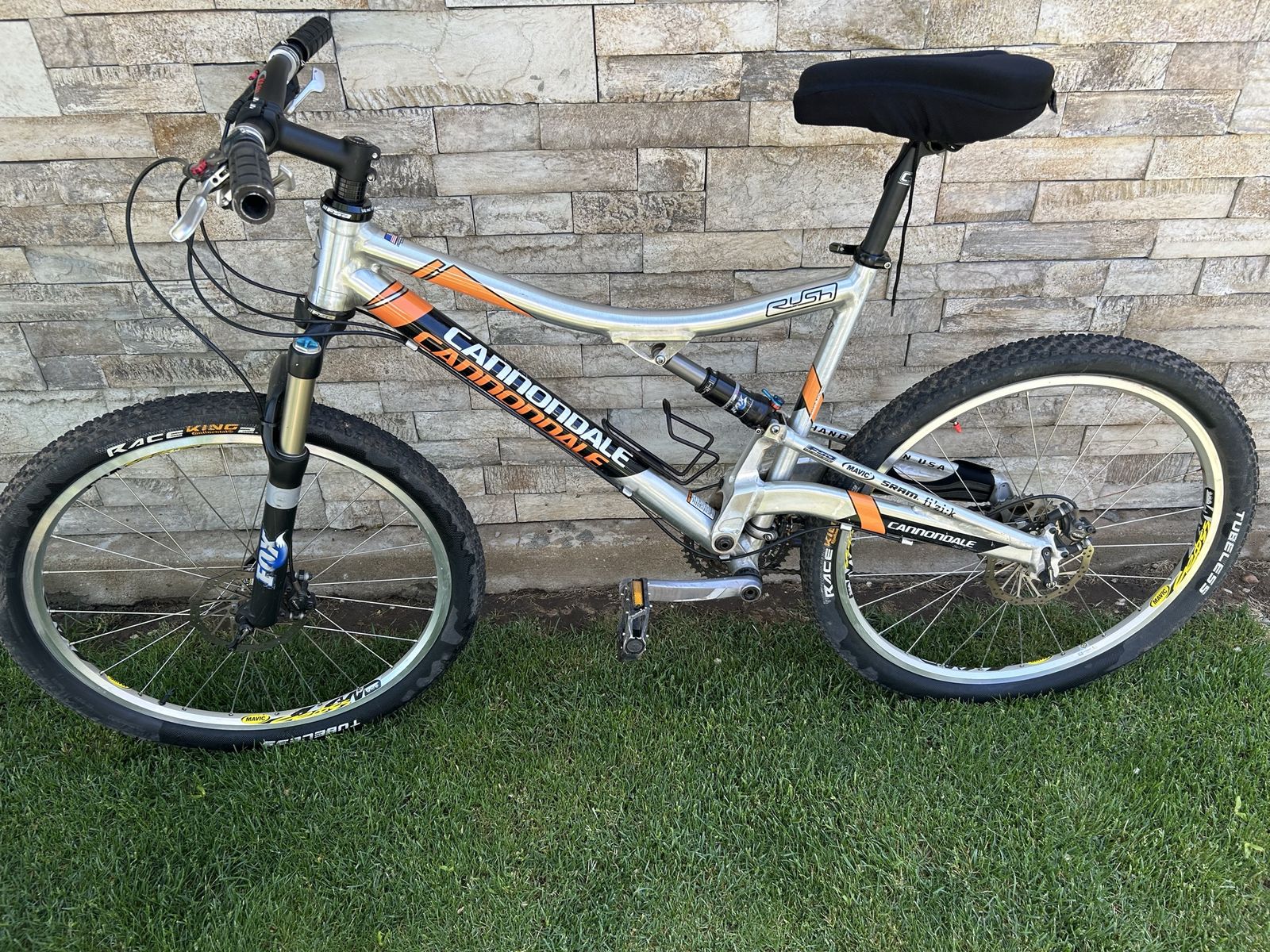 Cannondale Rush Full Suspension Mtn Bike