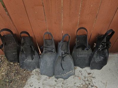 float tube flippers