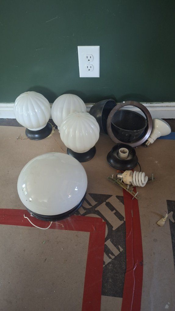 FREE Ceiling light fixtures