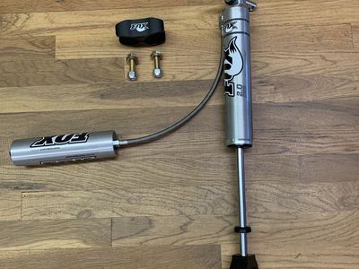 FOX Shocks 2.0 Smooth Body Reservoir FRONT Shock 4-6" Lift 2011-2019 CHEVROLET SILVERADO & GMC SIERRA 2500/3500 980-24-966