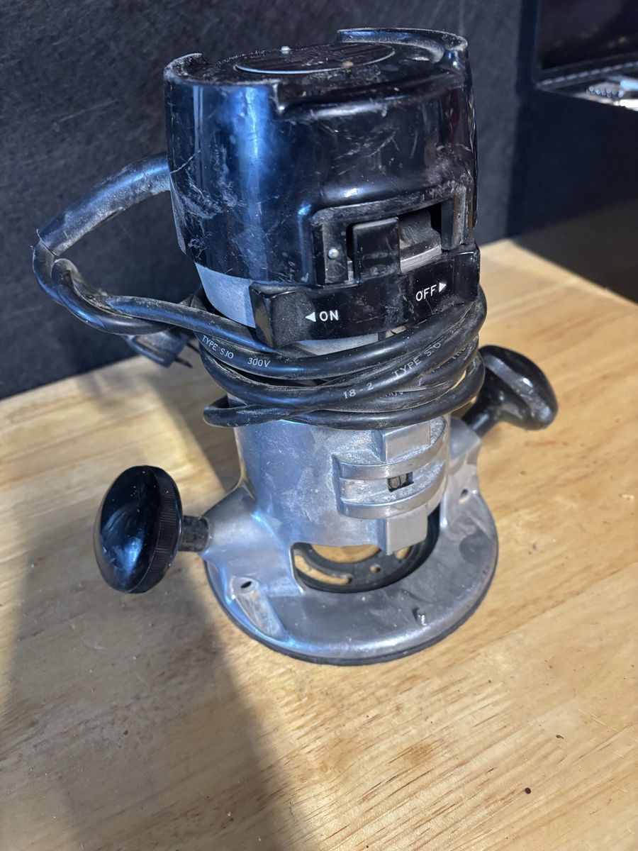 Craftsman router