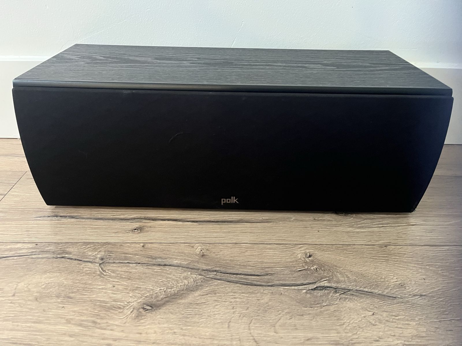 Polk Audio T30 Black Center Channel Home Theater Speaker - Excellent Condition