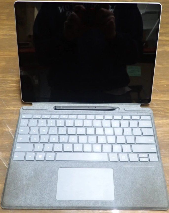 Microsoft Surface Pro 8
