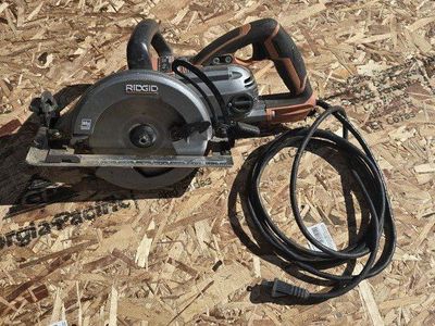 RIDGID - Magnesium Wormdrive Circular Skilsaw Saw