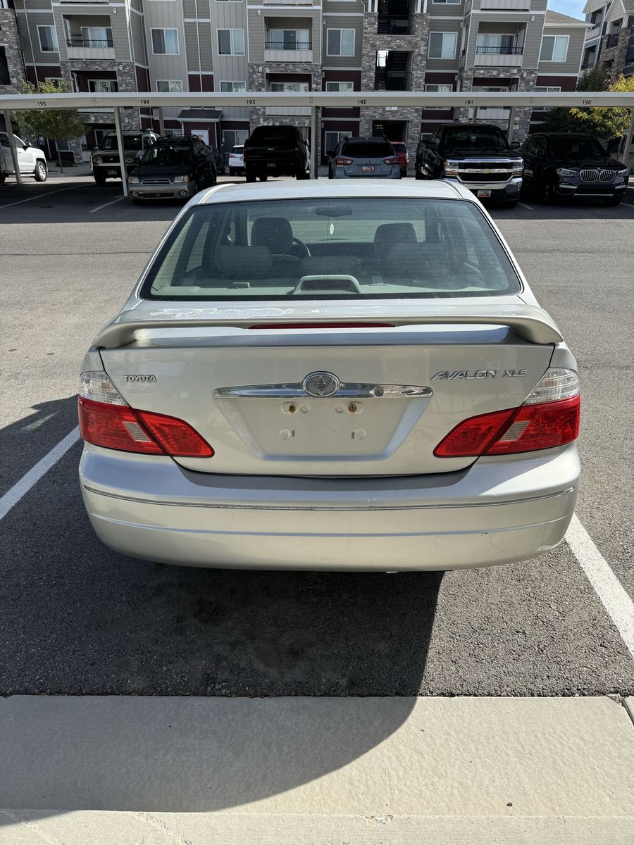 2003 TOYOTA AVALON XLE