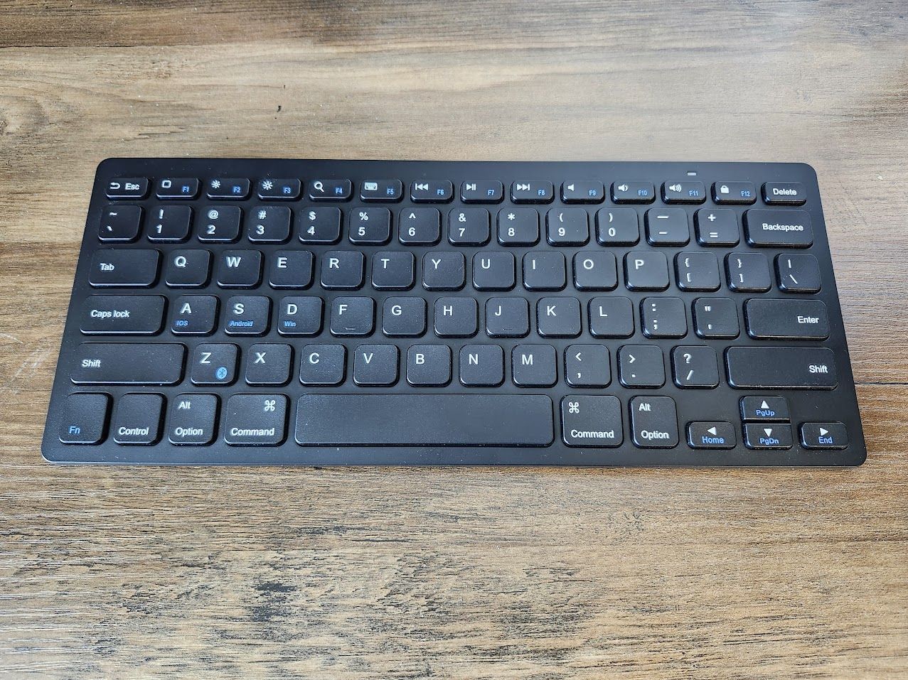 Anker Ultra Slim Bluetooth Keyboard Like New
