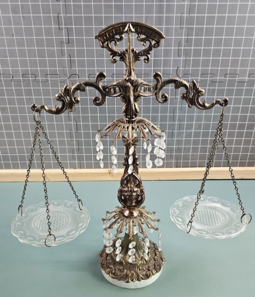 Main image 3