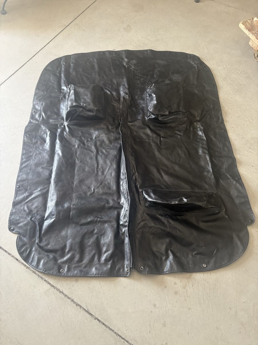 TR6 Tonneau Cover
