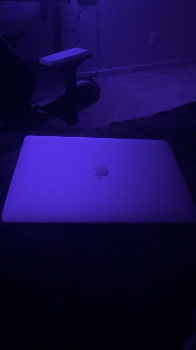 Apple MacBook 2019
