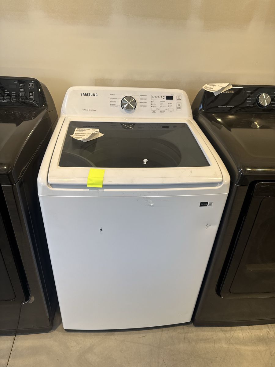 New scratch and dent Samsung - 4.4 Cu. Ft. High-Efficiency Top Load Washer with ActiveWave Agitator