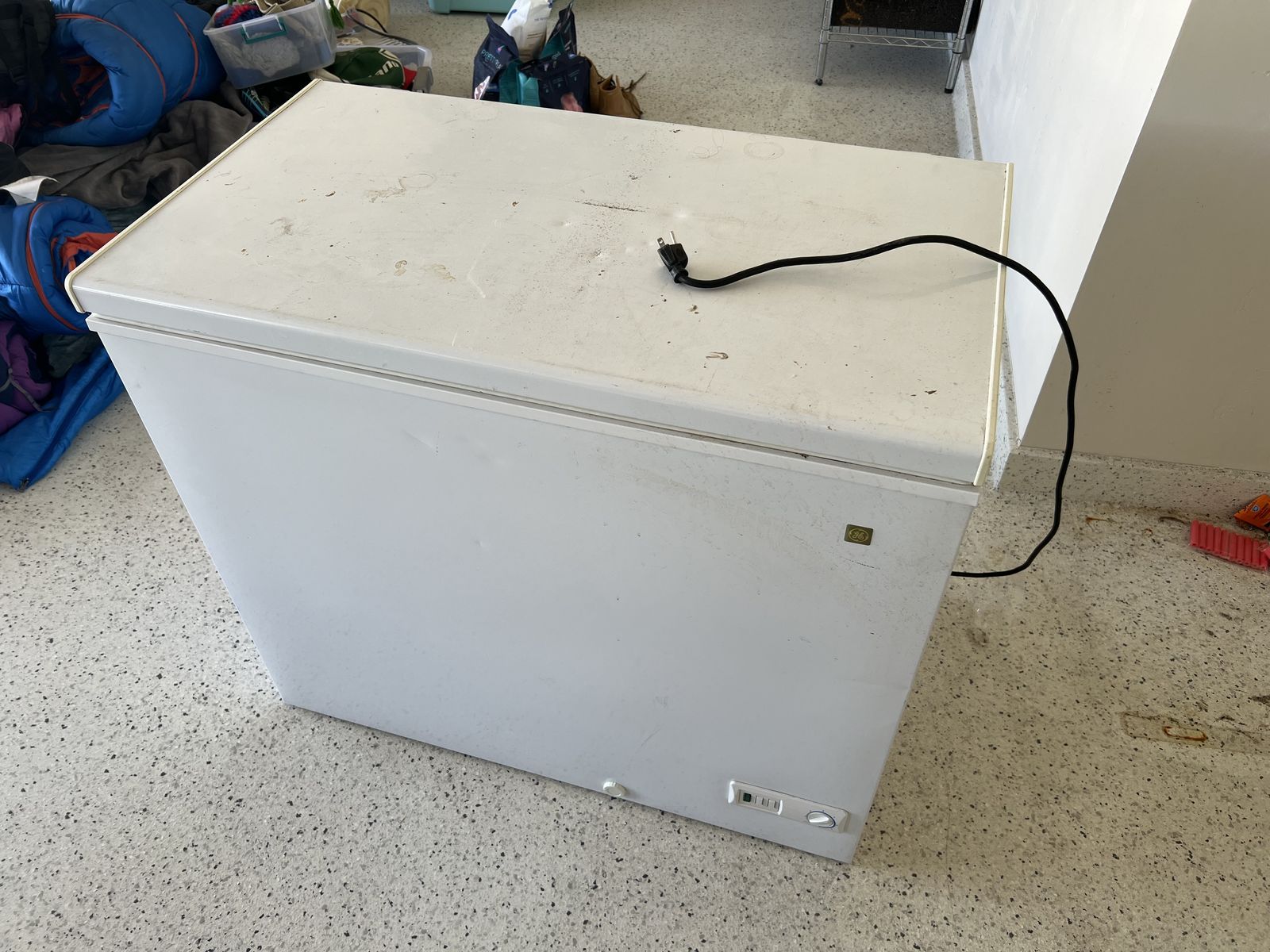 GE White Chest Freezer Used