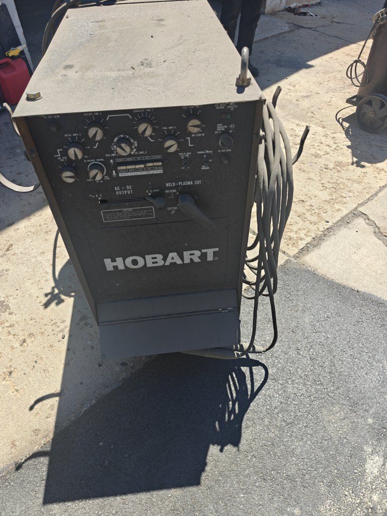 Hobart Arc Welder AC DC