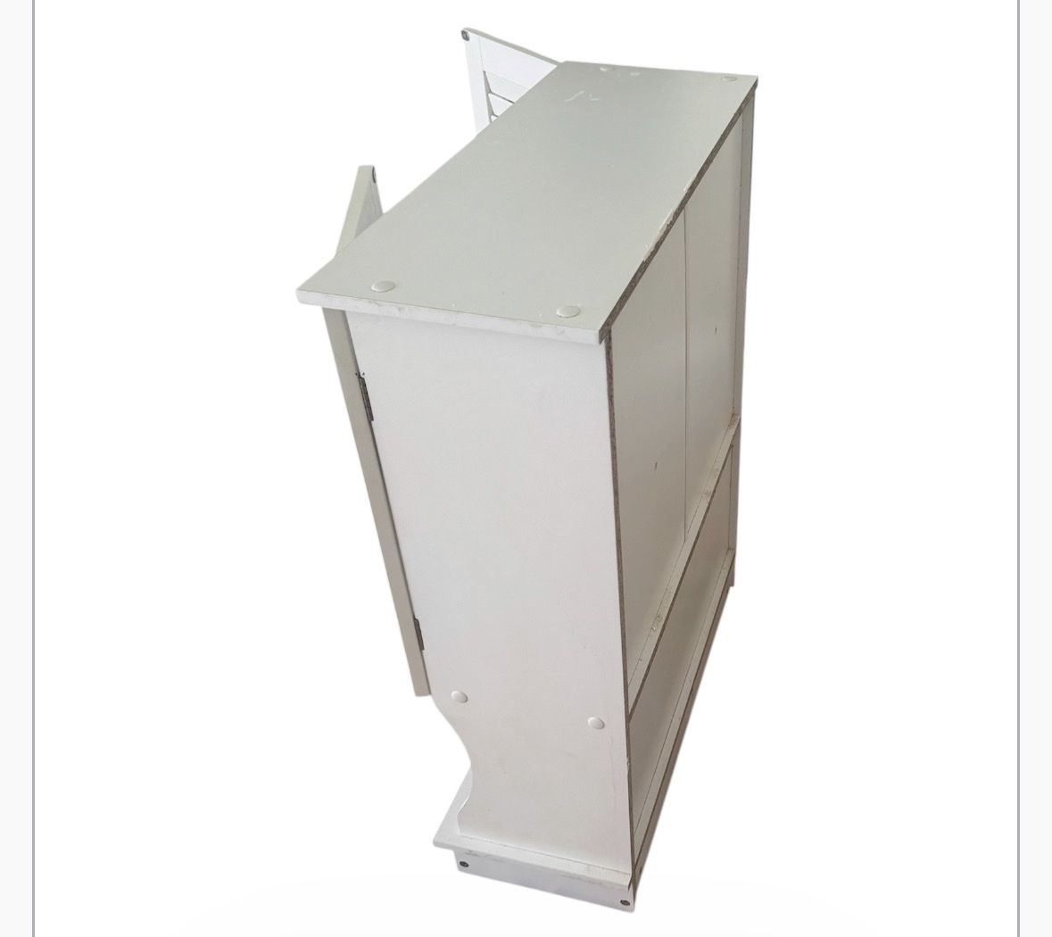 Main image 3
