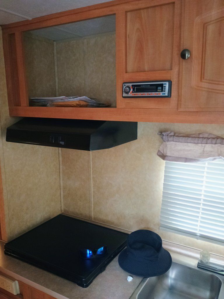 Main image 6