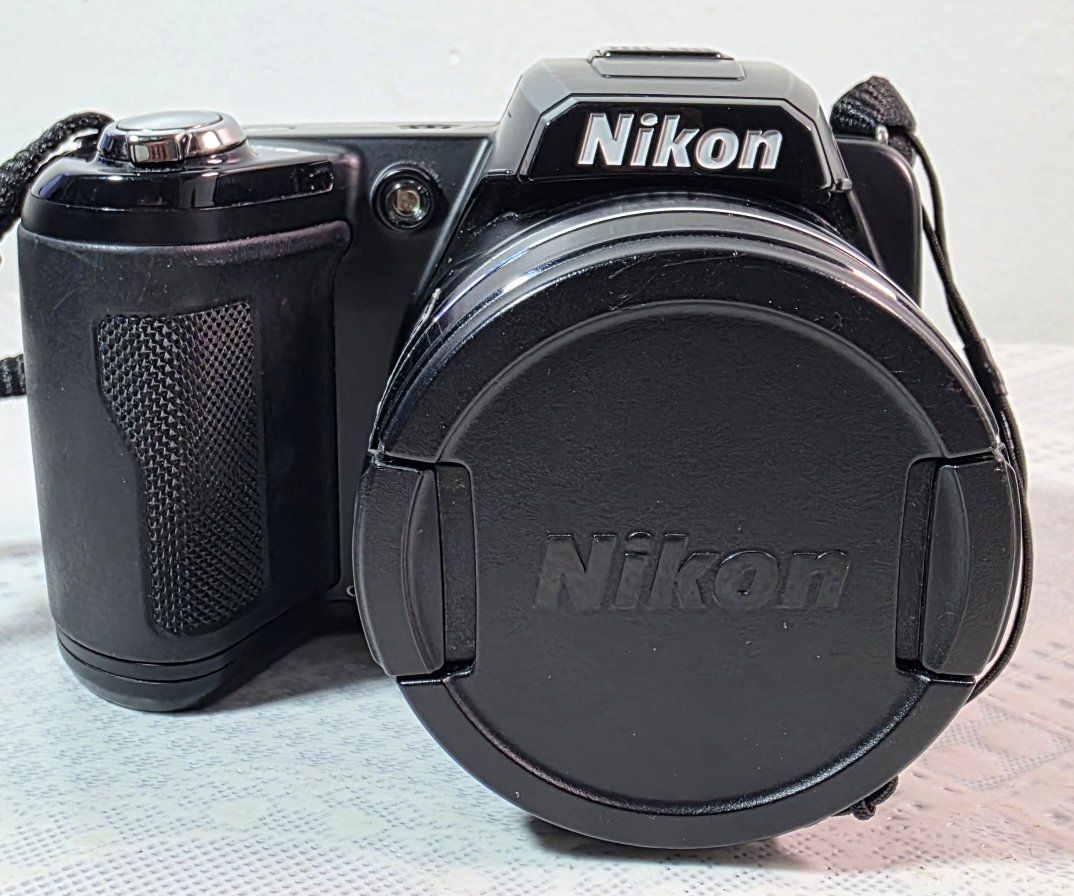 Nikon COOLPIX L110 Digital Camera with 12.1 MP Sensor, 15x Optical Zoom Lens