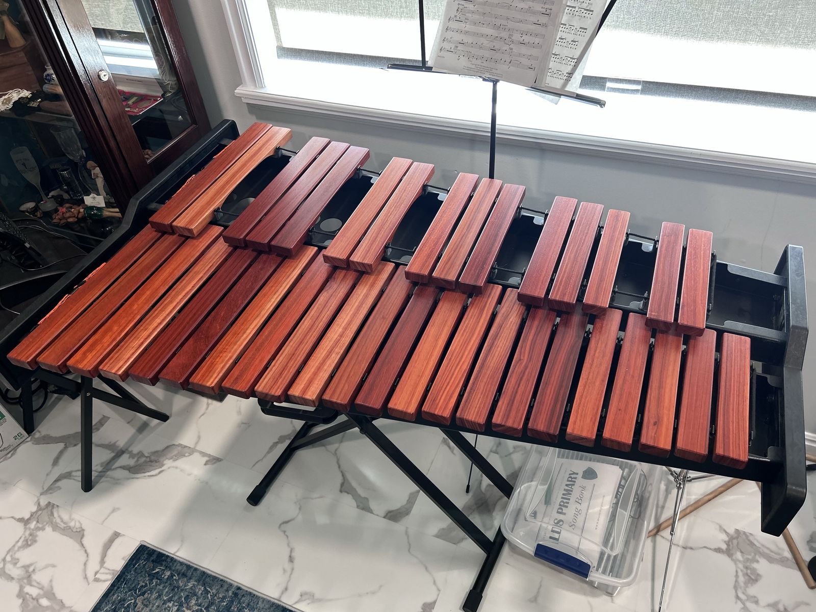 Practice Marimba Percussion Instrument with Stand in Excellent Condition