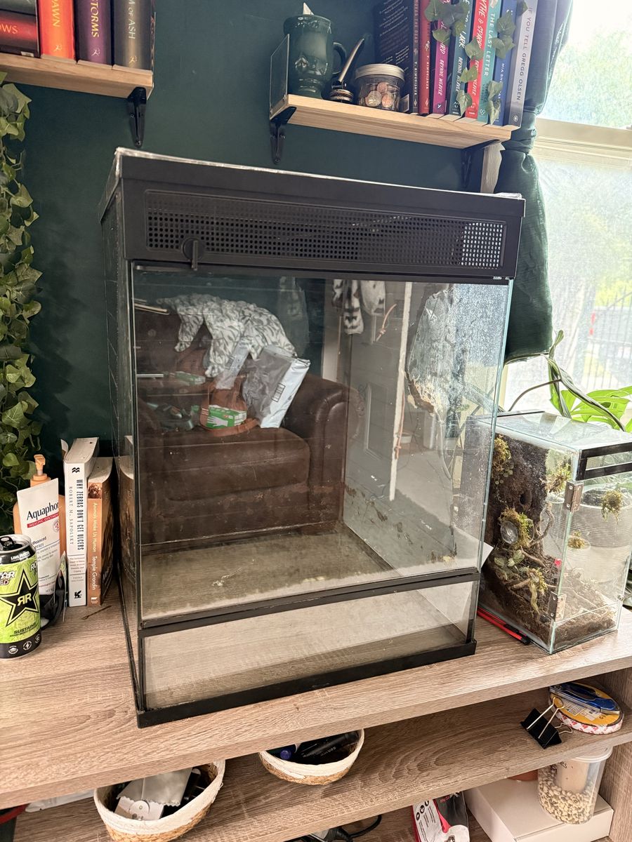 18x18x24 Glass Terrarium