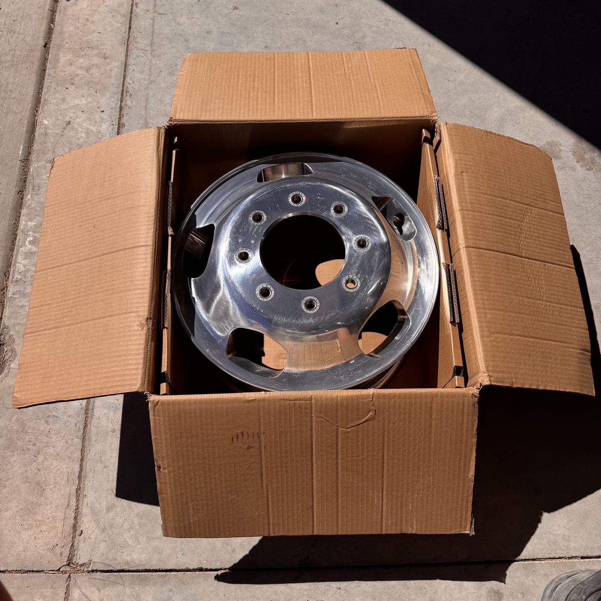 17 Front Alloy Wheel for 2005-2020 Dually