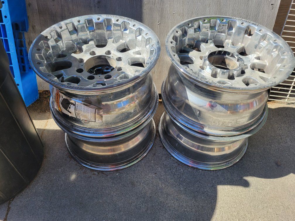 Moto Metal Truck Rims
