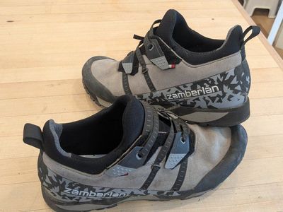 Zamberlan 214 Half Dome RR Hybrid Hiking & Approach Shoes - Men's US 11.5 - Grey Suede
