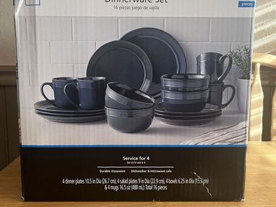 16 piece dinnerware set