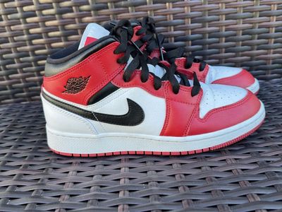 Nike Air Jordan women Shoes size: 6