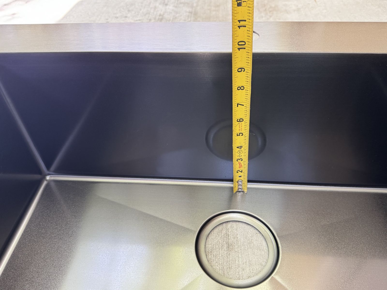 Main image 6