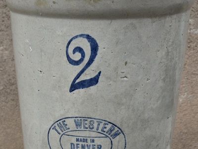 2 gal Stoneware Crock